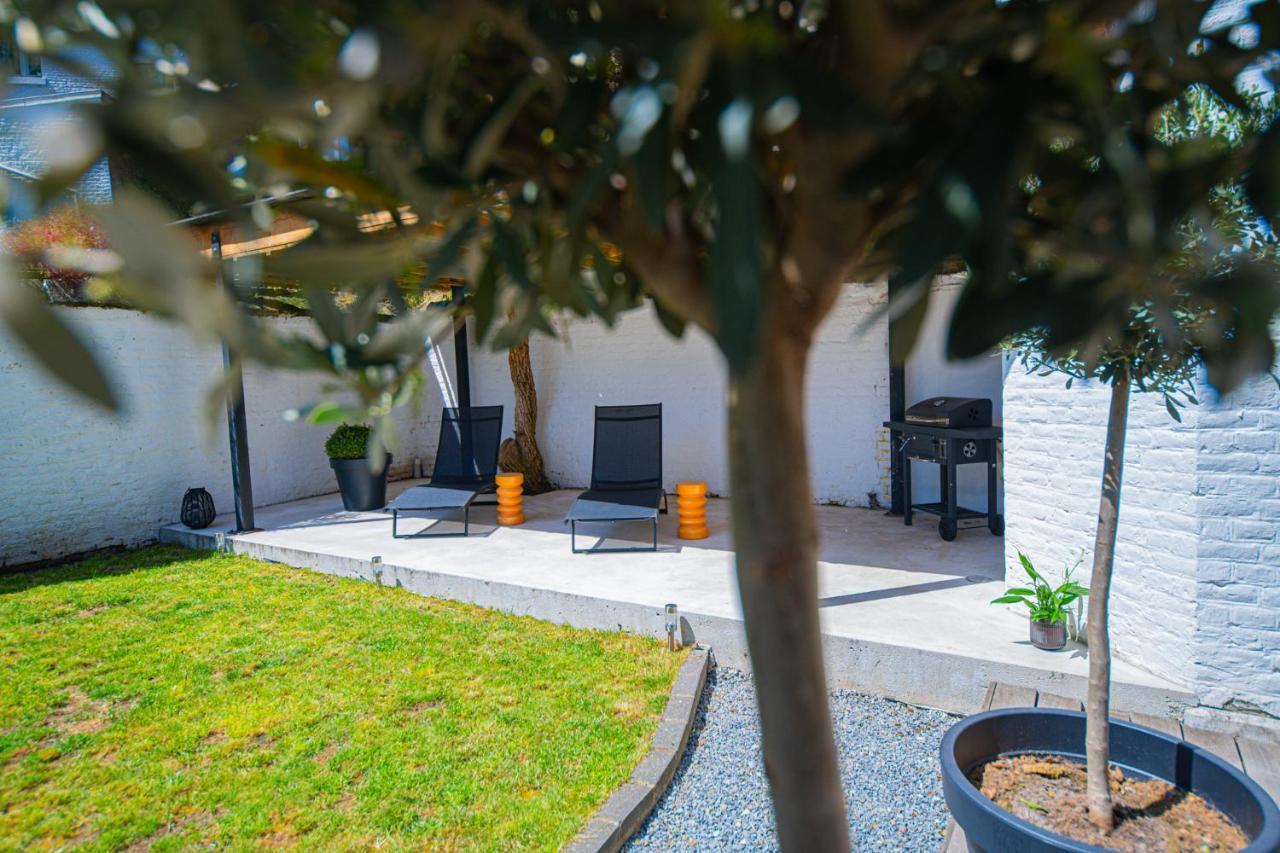 Garden Guillemins Station Apartment